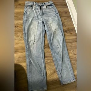 American Eagle straight leg jean